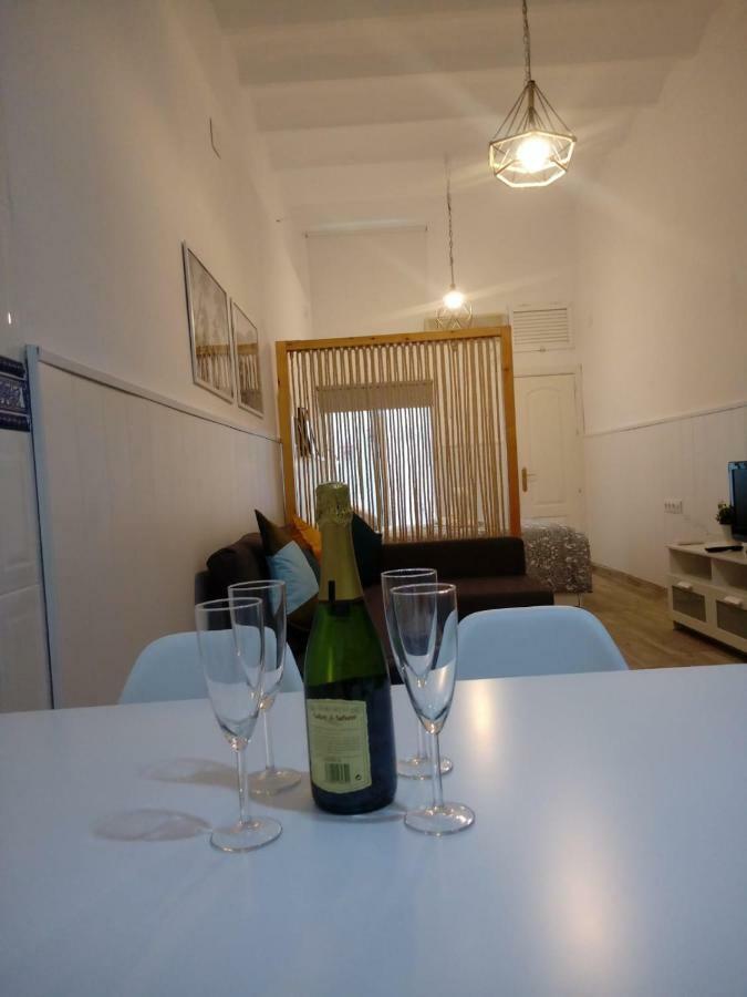 Ideal Apartamento Tipo Loft En Triana Sevilla Wifi מראה חיצוני תמונה